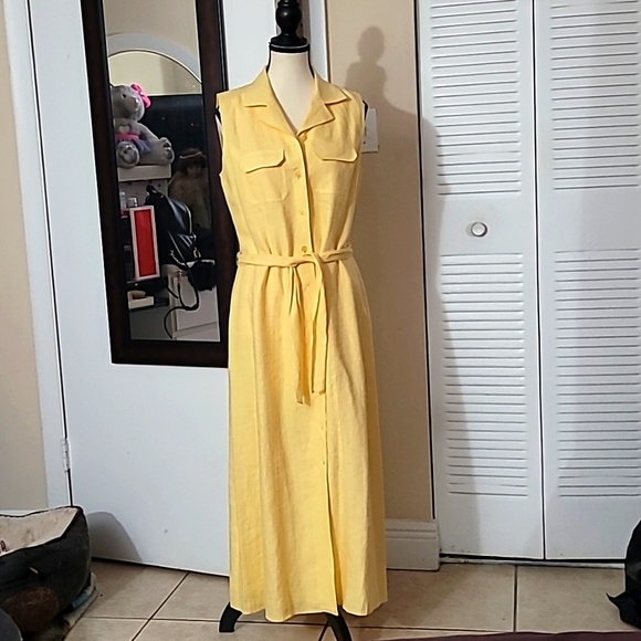 Style & Co - Yellow Woman's Dress - Size 6 - 100% Linen with 100% Acetate lining - Picture 1 of 10